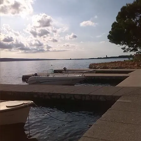 Vrsa דירה סלינה