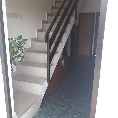 Vrsa Apartman *